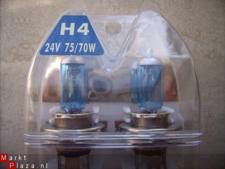 H1 H3 H4 H7 XENONBLEU 24V SUPERUITSTRALING 24 VOLT - 1