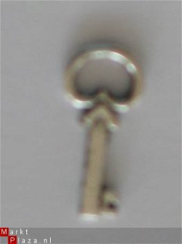 silver key 5 - 1