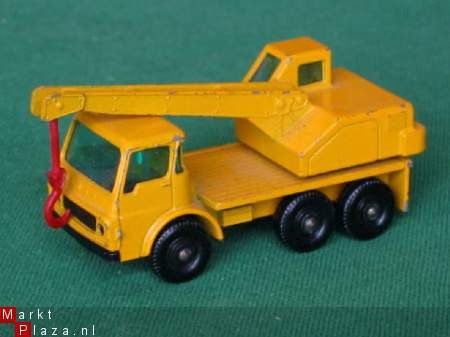Matchbox 63 Dodge Crane Truck - 1