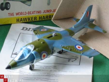 Dinky Toys 722 Hawker Harrier - 1