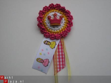 ** Gehaakte broche prinses - 0