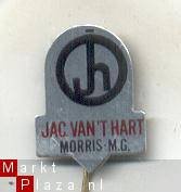 Jac van 't Hart Morris M.G. blik speldje (N_041) - 1