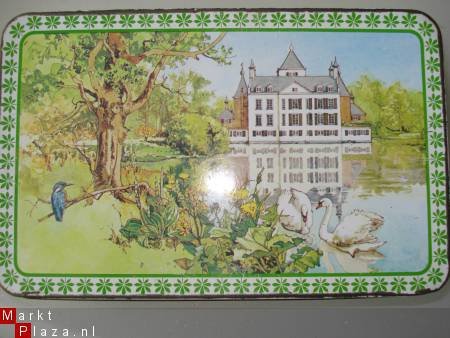 Verkade koekblik met kasteel en vijver met zwanen - nr. 1