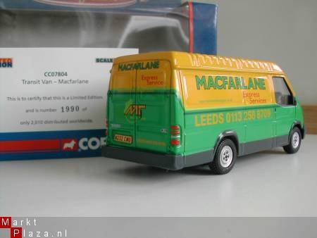 DSCN12935 Corgi Ford Transit MacFarlane 1/43 - 0