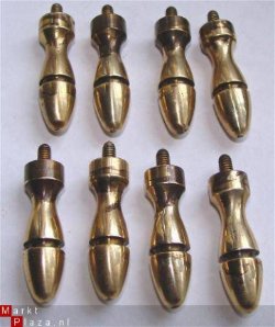 === 8 Klokstel / wekker pootjes = oud === 4455