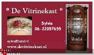 Schattige brocante witte etagere met mooie opengewerkte rand - 1 - Thumbnail