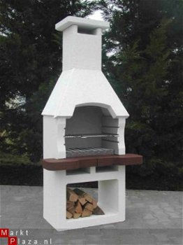 BARBECUE BETON / TUINHAARD €119,- - 1