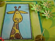 Verjaardagskaart nr. 02: giraf groen