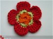 ** Grote (5,5 cm) gehaakte bloem (rood/oranje/groen) - 0 - Thumbnail