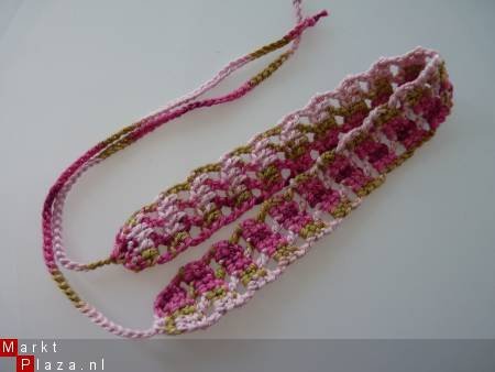 ** Gehaakte haarband Pretty Pink - nr. 1