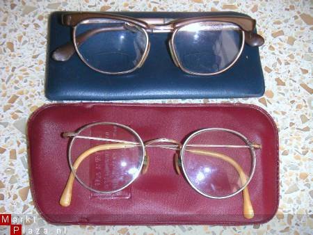 Div. brillen/zonnebrillen met toebehoren (ca1o) - 1