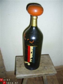 Beschilderde wijnfles tgv de Bevrijding 1945 - 2