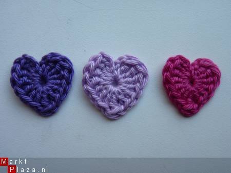 ** 3 gehaakte minihartjes (paars/fuchsia/lila) - nr. 1