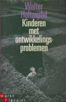 Kinderen met ontwikkelingsproblemen, Walter Holtzapfel, - 1