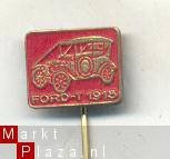 ford-t  1915 rood auto speldje (V_051)