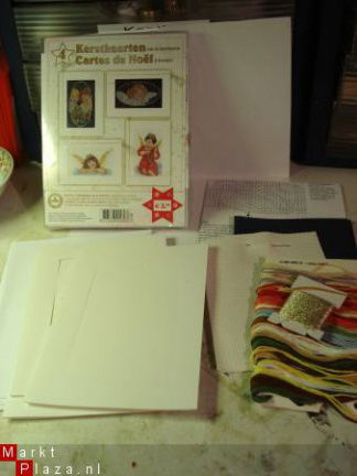 borduurpakketje voor 4 kerstkaarten compleet met enveloppen - nr. 1
