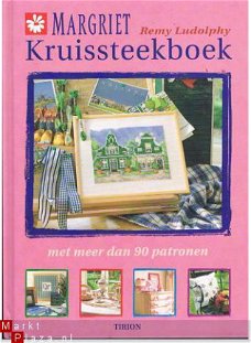 Groot Margriet kruissteekboek van Remy Ludolphy