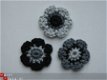 ** Setje van 3 zwart/antraciet/grijs gehaakte bloemetjes - 0 - Thumbnail