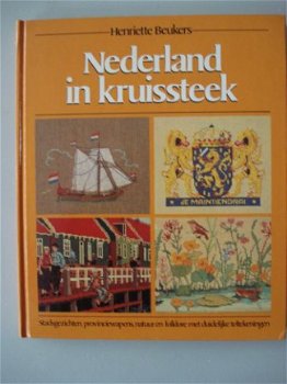 Handwerkboek Nederland in kruissteek Henriette Beukers 1983 - 1