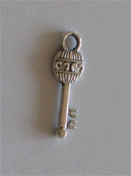 silver key 2 - 1