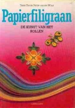 Papierfiligraan, de kunst van het rollen - 1