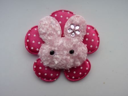 ** Satijnen broche met konijn/strass (roze) - nr. 1