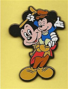 micky met max pin  (BL1-029)