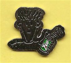 fidel didel 7up  pin    (BL2-100)