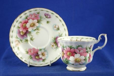 * Royal Albert Flower Of The Month Collectable * kop schotel - 1