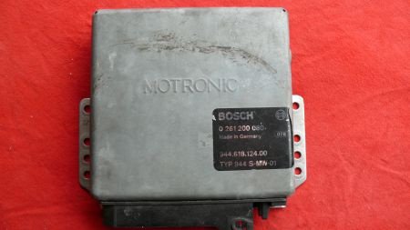 Porsche BOSCH MOTRONIC 944 S - 1