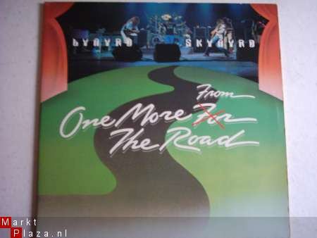 Lynyrd Skynyrd: One more from the road - 1