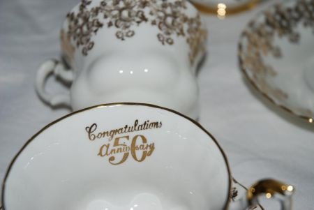 * Royal Albert 50th Anniversary * nog aantal onderdelen van - 1