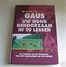 Uw hond gehoorzaam in 10 lessen + werkboekje,