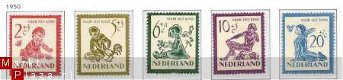 NVPH NR 563/567 kinderzegels 1950 - 1 - Thumbnail