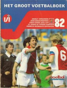 Het Groot voetbal Jaarboek 1982