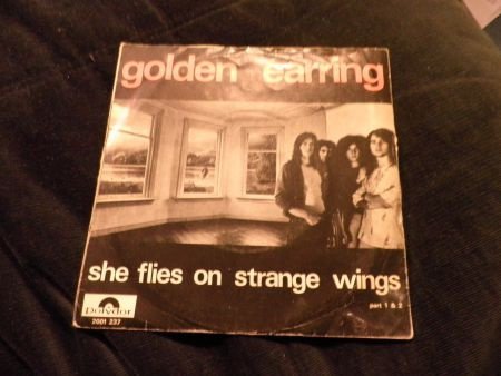 Golden Earring She flies on strange wings part 1 and 2 - 2