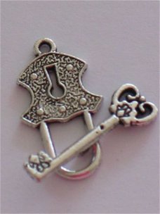 silver lock&key 2