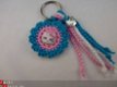 ** Gehaakte sleutelhanger/tashanger Hello Kitty (roze/blauw) - 0 - Thumbnail