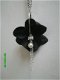 zwarte bloemoorbel uniek ontwerp / gereserveerd - 1 - Thumbnail