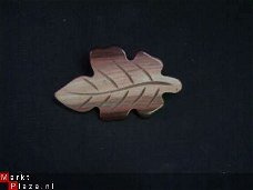 Broche Koperkleurig