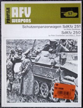Profile AFV Weapons Schutzenpanzerwagen SdKfz 250/251 - 1