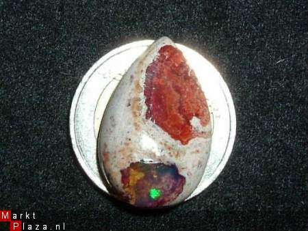 Opal cabochon free form VUUR opaal Mexico - 1