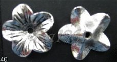 tibetaans zilver:bead caps 40 - 18 mm