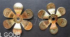 bead caps L(GOLD plated) 17 mm 10 voor 0,75