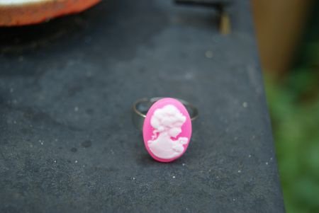 roze ring zilver met camee fel roze wit - 2