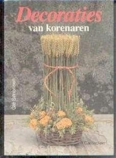 Decoraties van korenaren, Gie Simonsen,