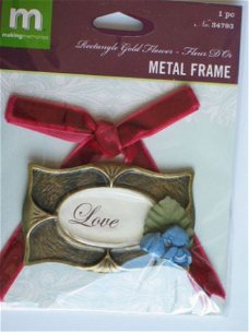 making memories metal frame love