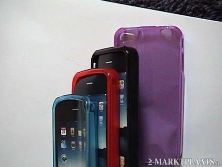 Siliconen Hoesje voor iPhone 4G in 4 kleuren, Nieuw, €4.50. - 1