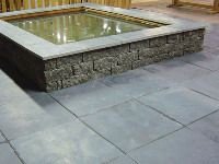 Bluestone 60x60x2,5cm €29,99 - 1