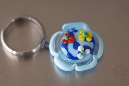 Ringtop glasbead gekleurde bloemen verwisselbaar. - 1